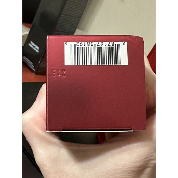 Estee Lauder Nutritious Super Pomegranate Radiant Energy Lotion Intense 6.7 Oz - Picture 2 of 3